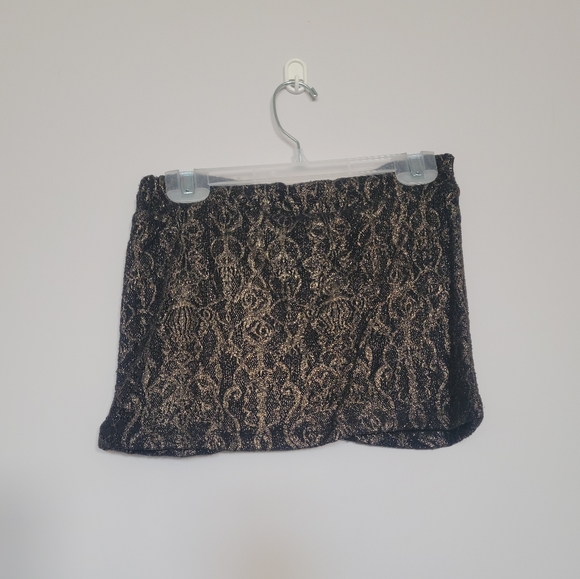 Nightcap | Lace Mini Skirt - Size 1 - Picture 2 of 6
